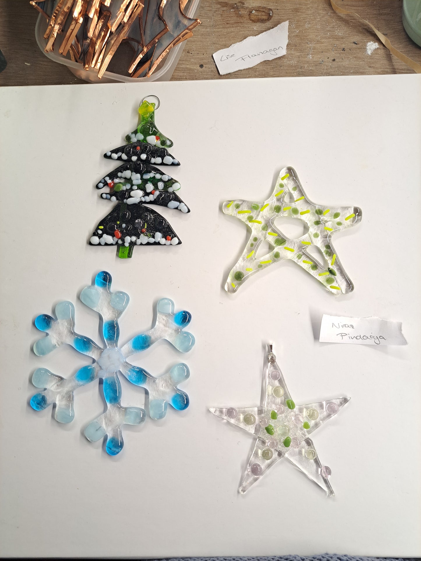 CHRISTMAS DECORATION WORKSHOP