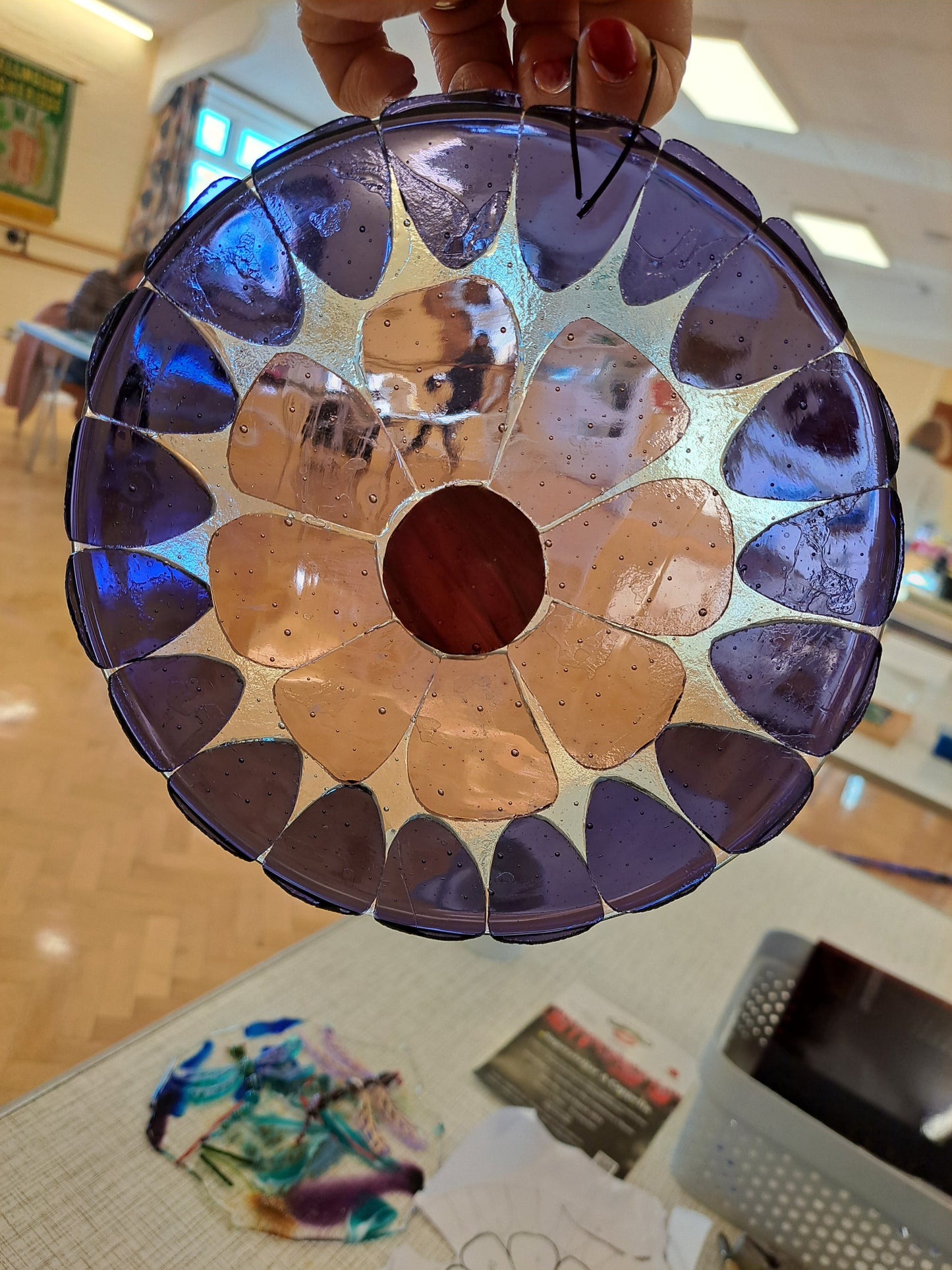 GLASS MOSAIC WORKSHOP in SUNNINGHILL