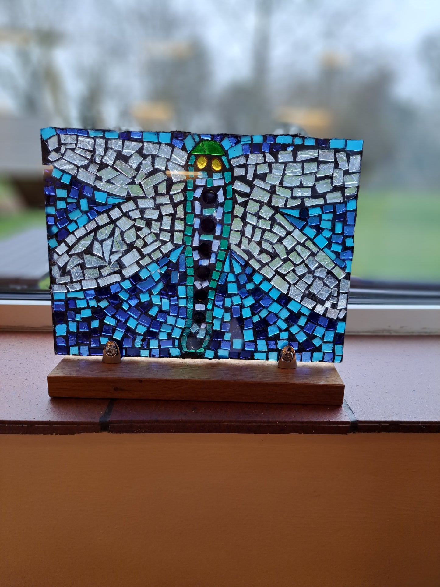GLASS MOSAIC WORKSHOP in SUNNINGHILL