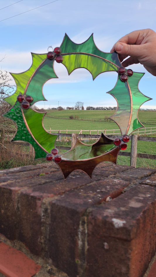 Holly Wreath - Green / Copper
