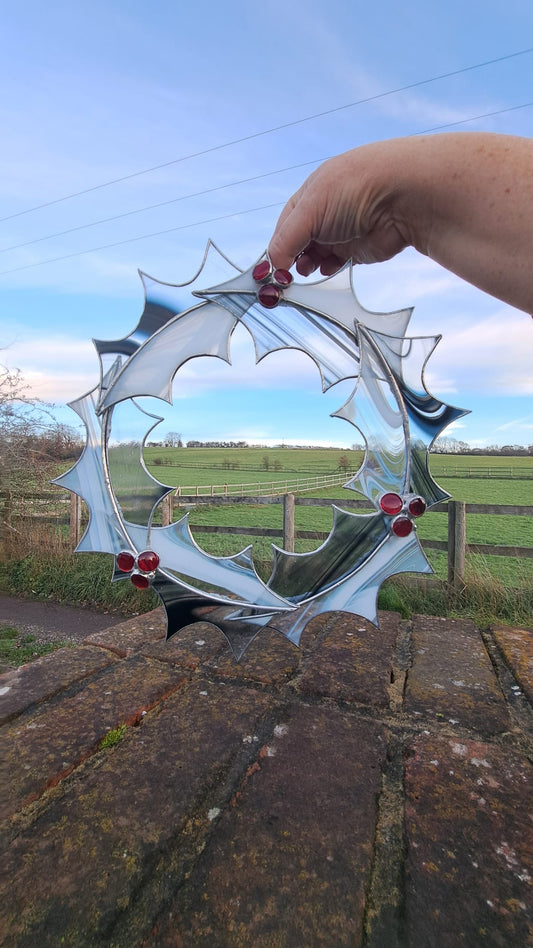 Holly Wreaths - Black&White / Silver