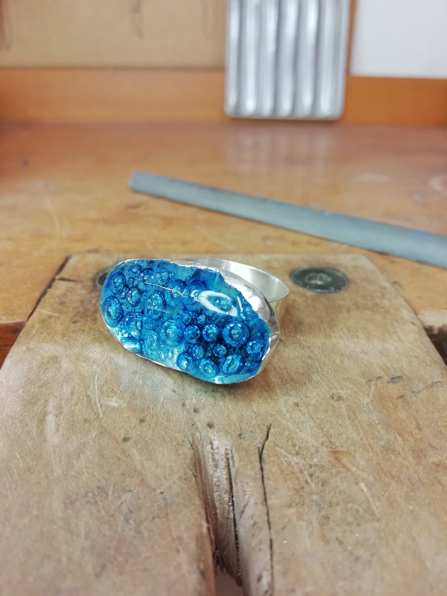 Turqoise blue bubble glass and silver ring
